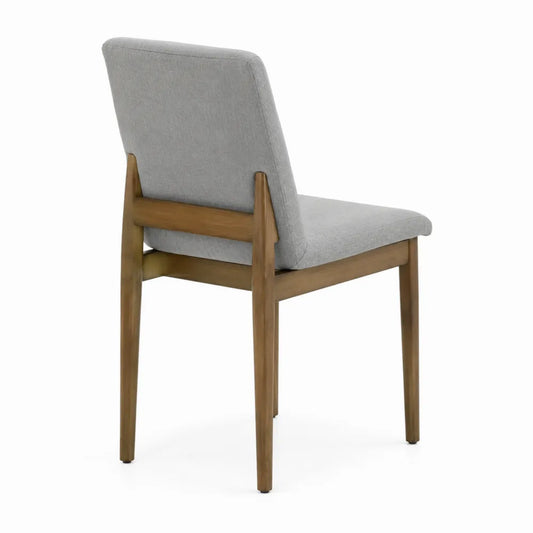 Chaise en bois et tissu gris